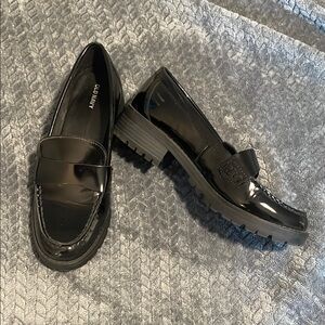 OLD NAVY Women's Black Loafers